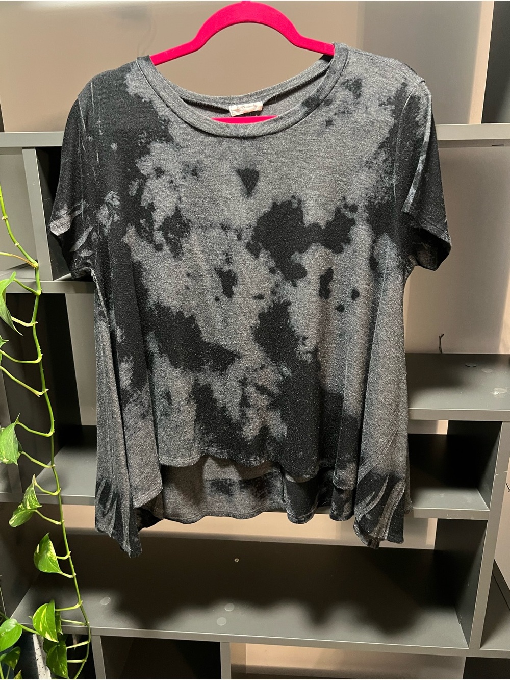 Washed Black & Gray Tie Dye Short Sleeve Tee with Sharkbite Hem